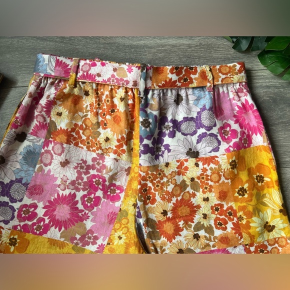 Johnny Was Sherrie 100% Linen Floral Belted Easy Shorts - Floral Multi Size M - Picture 6 of 11